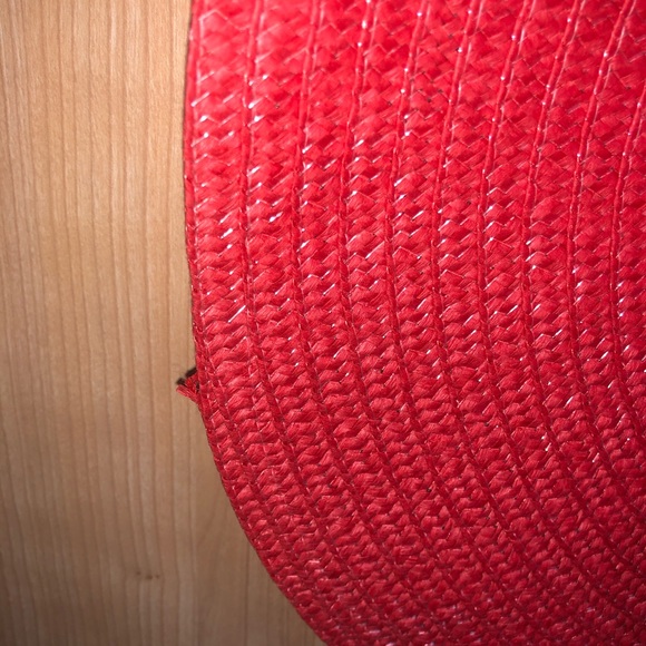 Red Sun hat - Picture 3 of 4